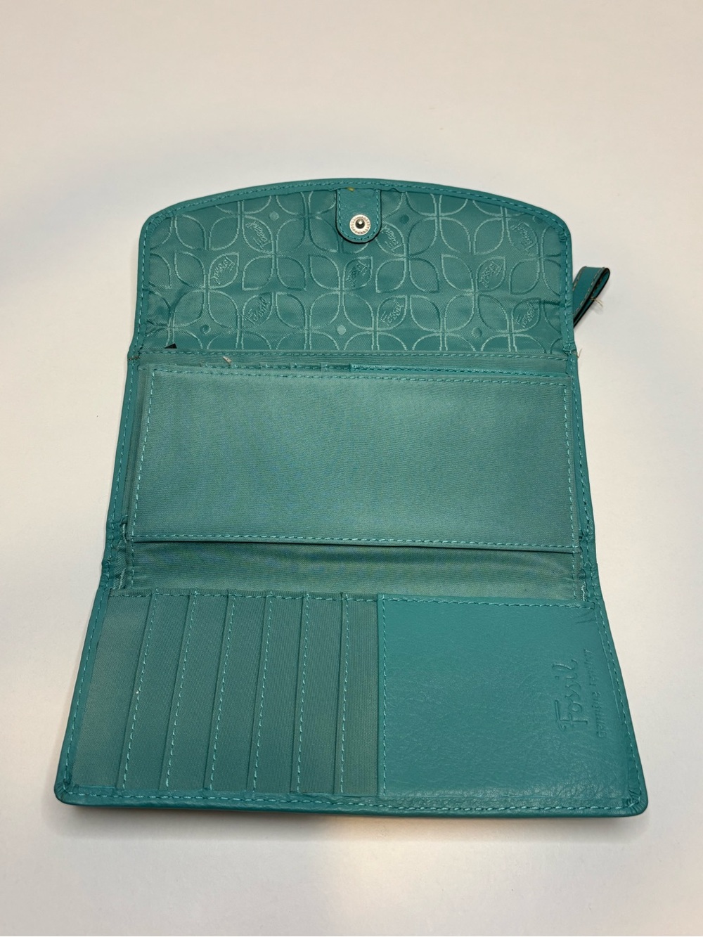 Fossil Teal Leather Clutch Wallet with Wrist Strap - Picture 6 of 10